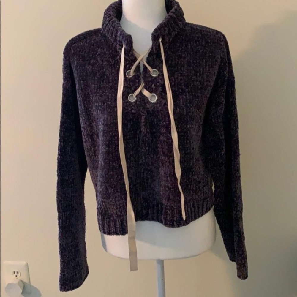 Pol lace up sweater